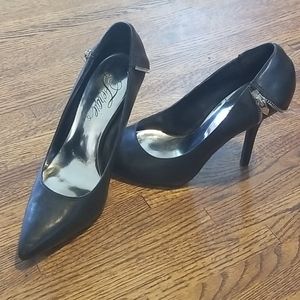 Fergie Black Pointy Toe Pumps